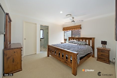 19 Ulysses St, Kallangur, QLD 4503