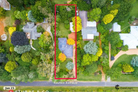 37 Toulon Ave, Wentworth Falls, NSW 2782