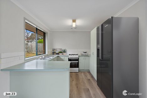 2/9 Rhyl Cl, Endeavour Hills, VIC 3802