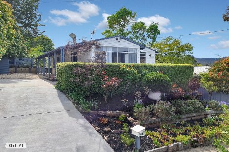 24 Centre Ave, Eildon, VIC 3713