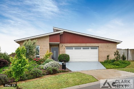 2 Heyington Pl, Drouin, VIC 3818