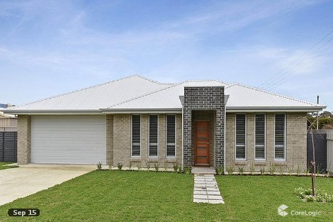 2 Ewen Tce, Victor Harbor, SA 5211