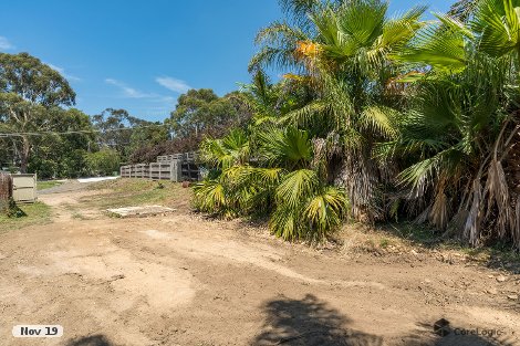 21 Sebire Ave, Wandin North, VIC 3139