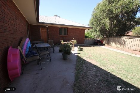 99-101 Hennessy St, Tocumwal, NSW 2714