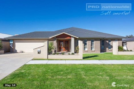 66 Messenger Ave, Boorooma, NSW 2650