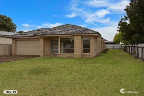 11 Mitchell St, Cobden, VIC 3266