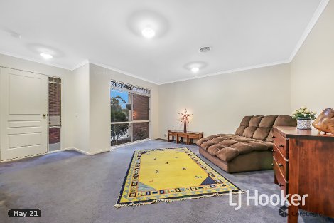 725 Glasscocks Rd, Narre Warren South, VIC 3805