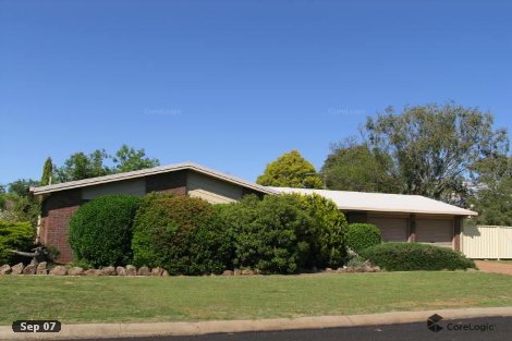 10 Mclean St, Pittsworth, QLD 4356