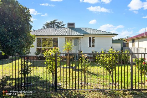 135 Bourke St, Mount Austin, NSW 2650