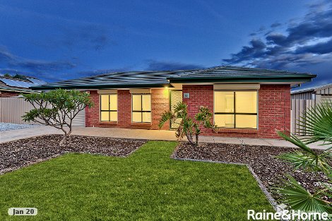 19 Crown Cres, Paralowie, SA 5108