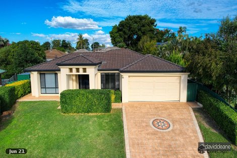 11 Hinkley St, Bray Park, QLD 4500