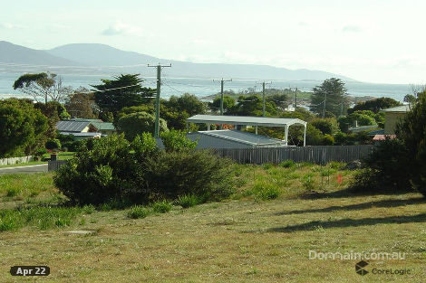 2 Gordon Hts, Bicheno, TAS 7215