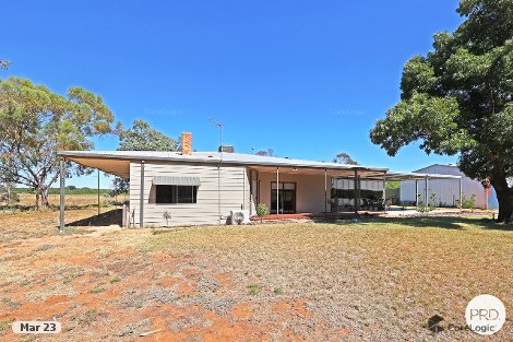 90 Orourkes Rd, Merbein South, VIC 3505