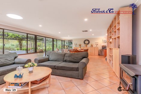 25 Haslemere Dr, Mount Nasura, WA 6112