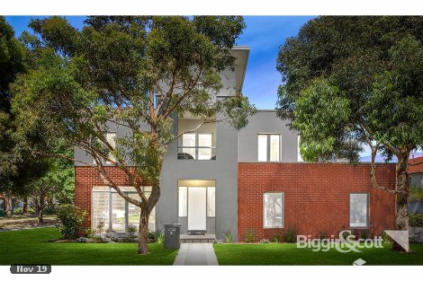 4 Mariposa Pl, Port Melbourne, VIC 3207