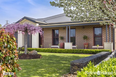 5 Banksia Cres, Kyneton, VIC 3444