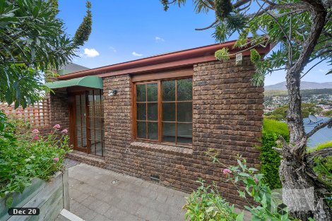 2/18 Allambee Cres, Glebe, TAS 7000