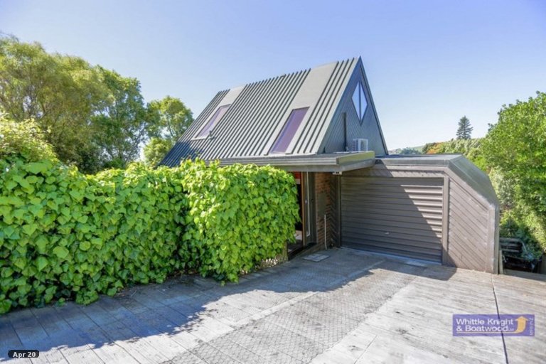 Property details for 193A Hackthorne Road, Cashmere, Christchurch, 8022