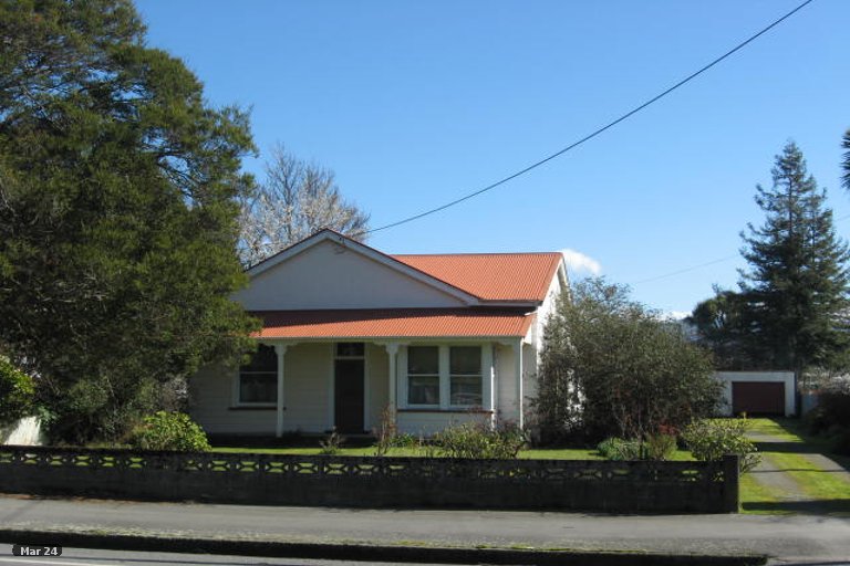 Property details for 176 Main Street, Greytown, 5712