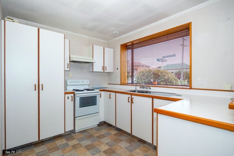 Property details for 2/73 Wilson Street, Seaview, Timaru, 7910